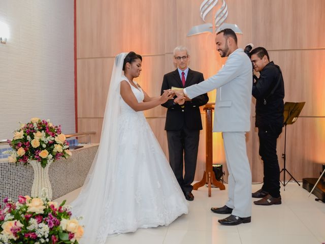 O casamento de Tainerson e Liliam em Salvador, Bahia 40