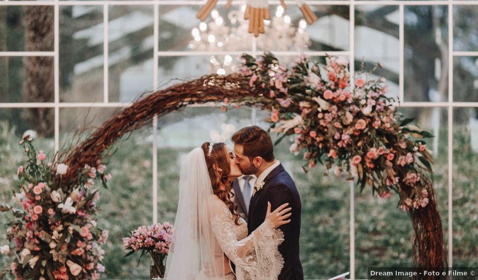 O casamento de Luciano e Taysa em Curitiba, Paraná