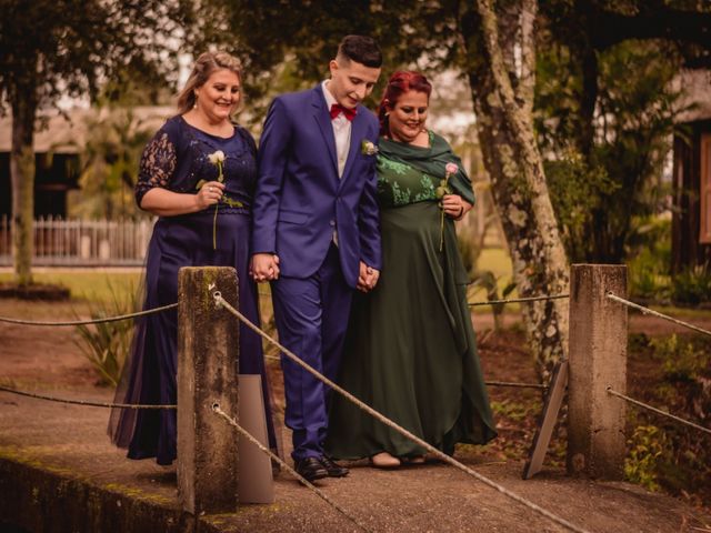 O casamento de Andrei  e Maria Eduarda em Novo Hamburgo, Rio Grande do Sul 22