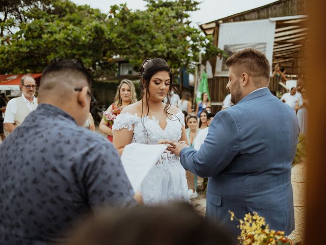 O casamento de Rafa e Taty em Maresias, São Paulo Estado 132