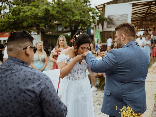 O casamento de Rafa e Taty em Maresias, São Paulo Estado 133