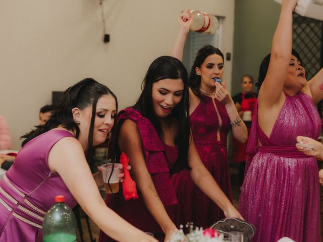 O casamento de Alisson e Amanda em São José dos Pinhais, Paraná 146