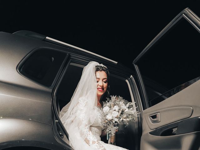 O casamento de Mauricio e Camila em Porto Alegre, Rio Grande do Sul 20