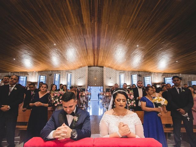 O casamento de Junior e Eduarda em Curitiba, Paraná 23