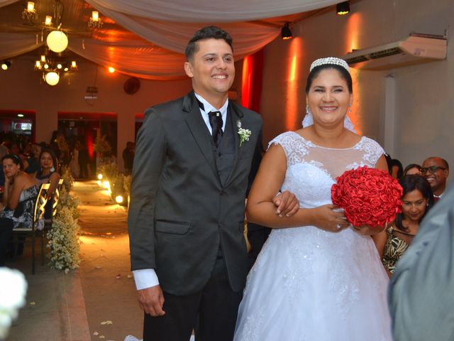 O casamento de Cláudio e Kézia em Recife, Pernambuco 14