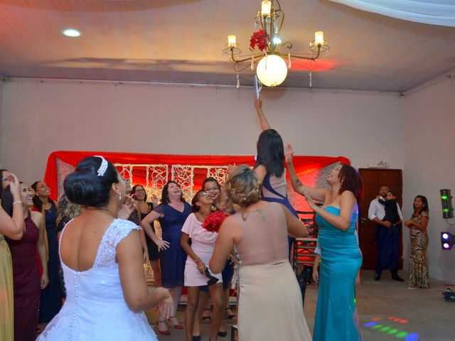O casamento de Cláudio e Kézia em Recife, Pernambuco 32