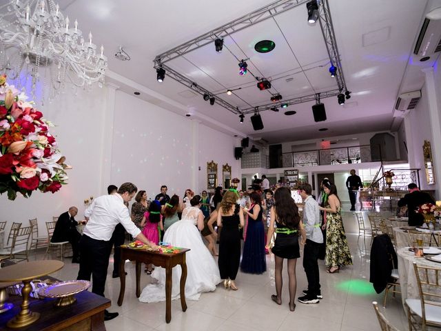 O casamento de Victor  e Juliana  em Osasco, São Paulo 10