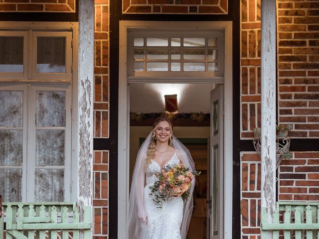 O casamento de Owen e Cristiane em Blumenau, Santa Catarina 210