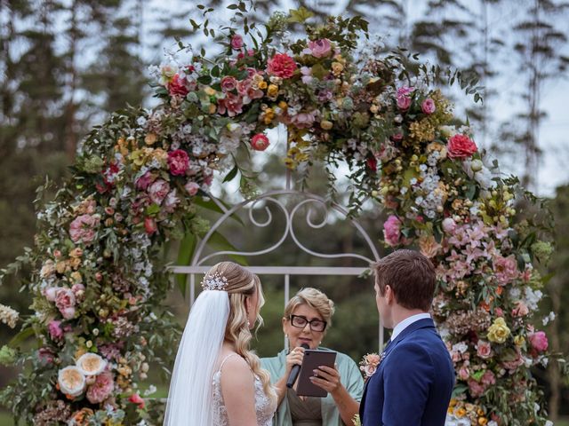 O casamento de Owen e Cristiane em Blumenau, Santa Catarina 220