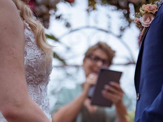 O casamento de Owen e Cristiane em Blumenau, Santa Catarina 222