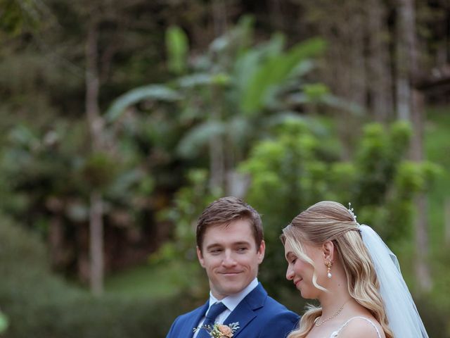 O casamento de Owen e Cristiane em Blumenau, Santa Catarina 236