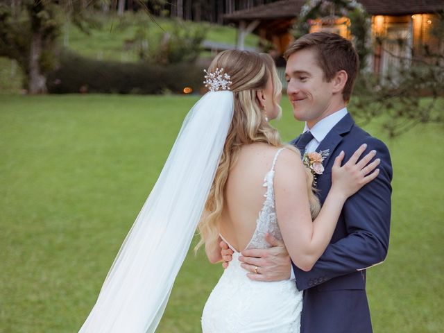 O casamento de Owen e Cristiane em Blumenau, Santa Catarina 290