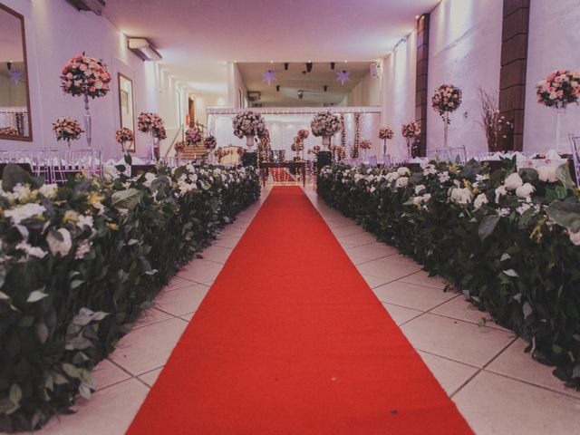 O casamento de Adilson e Brenda em Osasco, São Paulo 10