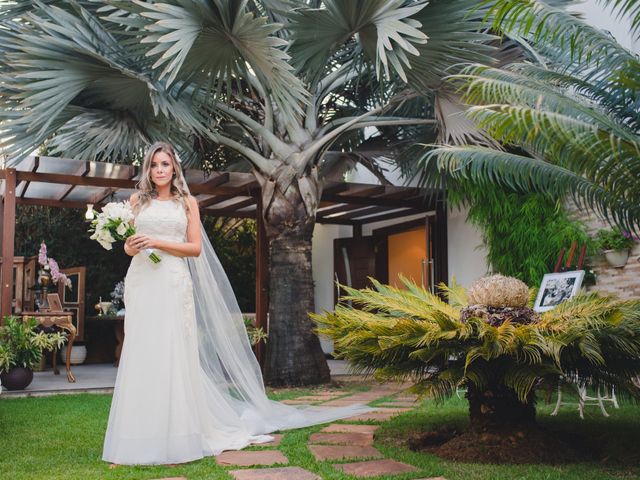 O casamento de Matheus e Carolina em Belo Horizonte, Minas Gerais 30