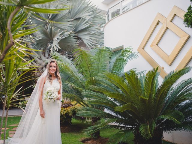 O casamento de Matheus e Carolina em Belo Horizonte, Minas Gerais 31