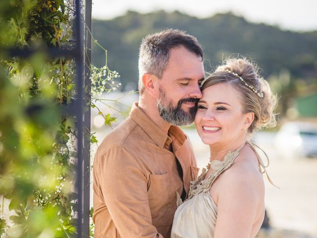 O casamento de Stivy e Angela em Florianópolis, Santa Catarina 64