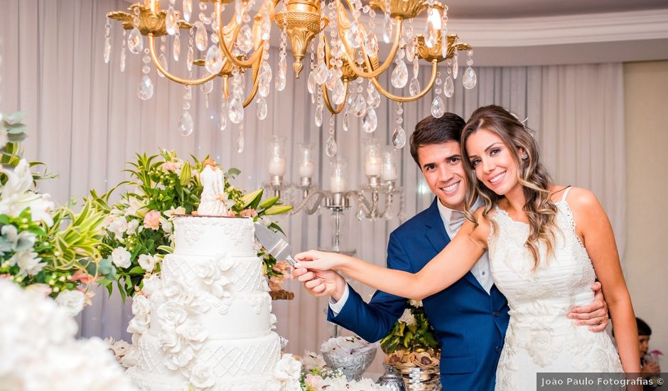 O casamento de Matheus e Carolina em Belo Horizonte, Minas Gerais