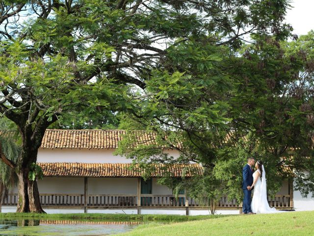O casamento de Marco Tulio e Camila em Belo Horizonte, Minas Gerais 22