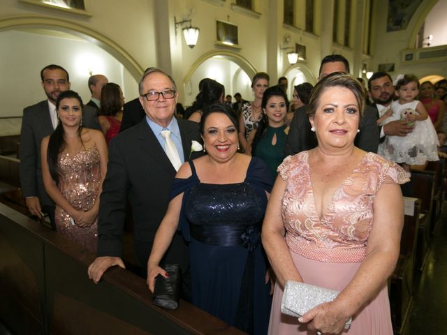 O casamento de Marco Tulio e Camila em Belo Horizonte, Minas Gerais 90
