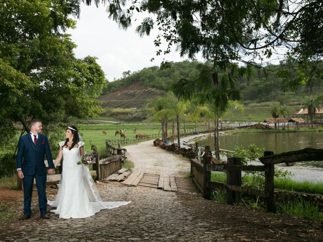 O casamento de Marco Tulio e Camila em Belo Horizonte, Minas Gerais 165