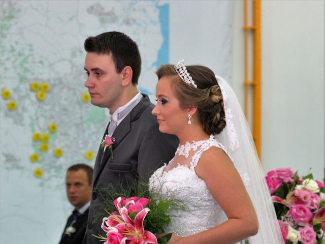 O casamento de Felipe e Debora em Joinville, Santa Catarina 15