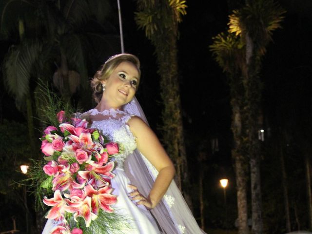 O casamento de Felipe e Debora em Joinville, Santa Catarina 20