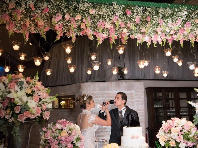 O casamento de Tiago  e Viviane  em Santo André, São Paulo 30