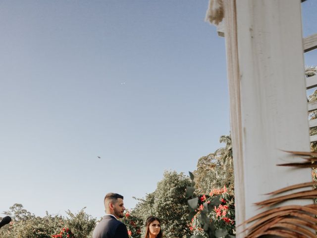 O casamento de Victor e Larissa em Gaspar, Santa Catarina 43