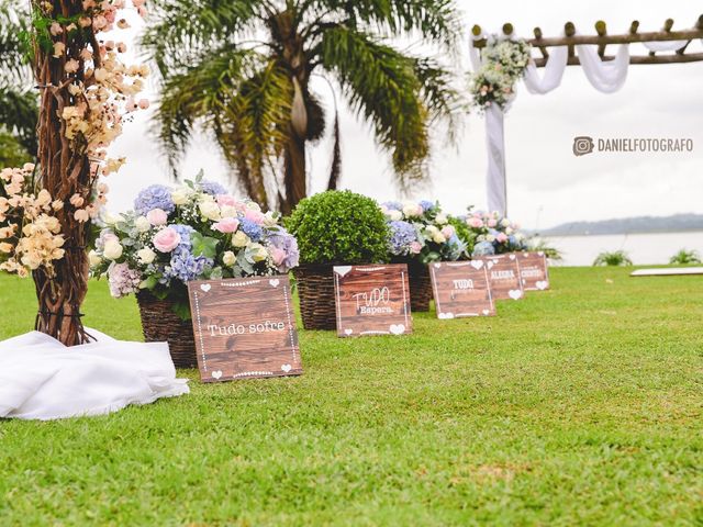 O casamento de Gabriel  e Melissa em Campo Largo, Paraná 1