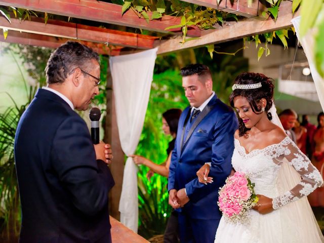 O casamento de Thiago e Priscilla em Araruama, Rio de Janeiro 13
