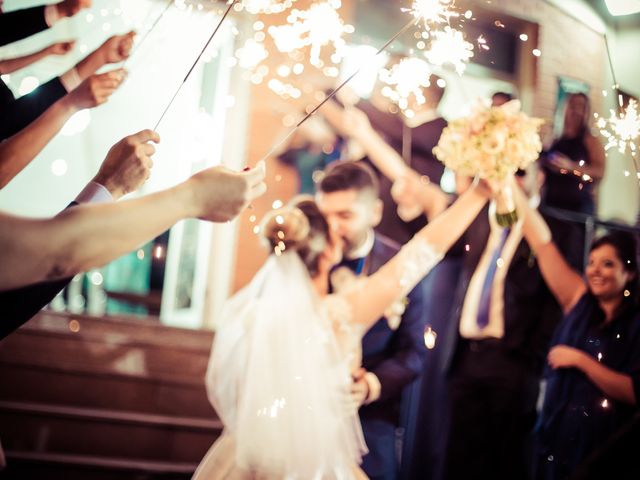 O casamento de Yuri e Priscila em Porto Alegre, Rio Grande do Sul 18