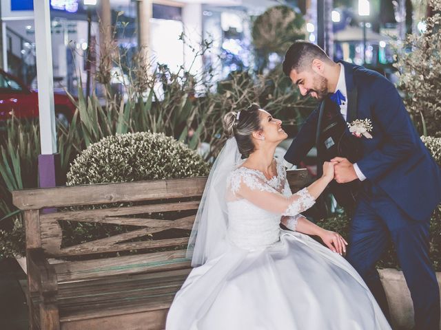 O casamento de Yuri e Priscila em Porto Alegre, Rio Grande do Sul 22