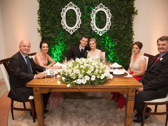 O casamento de Renato  e Rosimeri  em Joinville, Santa Catarina 1