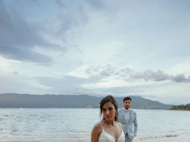 O casamento de Leandro e Francisca em Ilhabela, São Paulo Estado 35