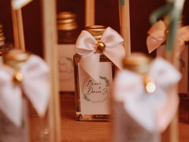 O casamento de Donice Júnior e Bruna em Barra Velha, Santa Catarina 75