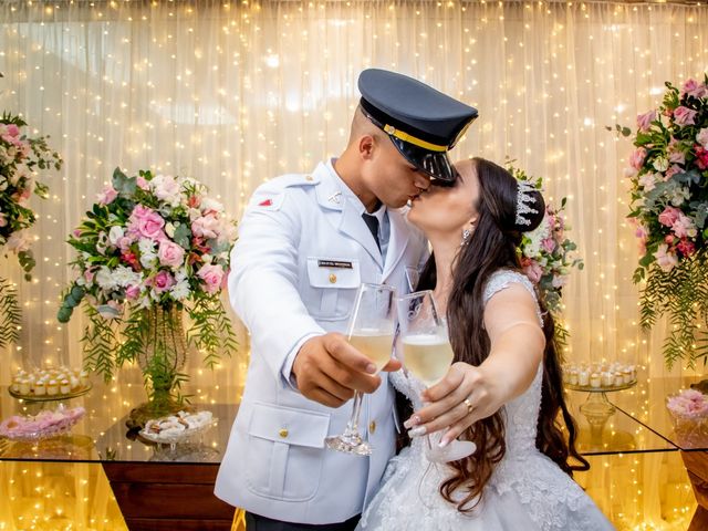 O casamento de Jhonata e Izabele em Belo Horizonte, Minas Gerais 14