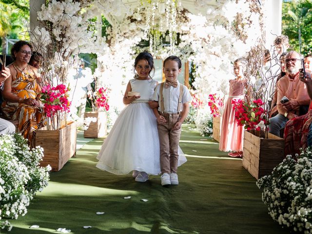 O casamento de Vinícius e Sabrina em Cotia, São Paulo Estado 38