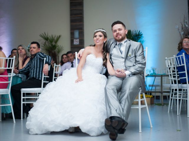 O casamento de Cleverson e Evellyn em Curitiba, Paraná 22