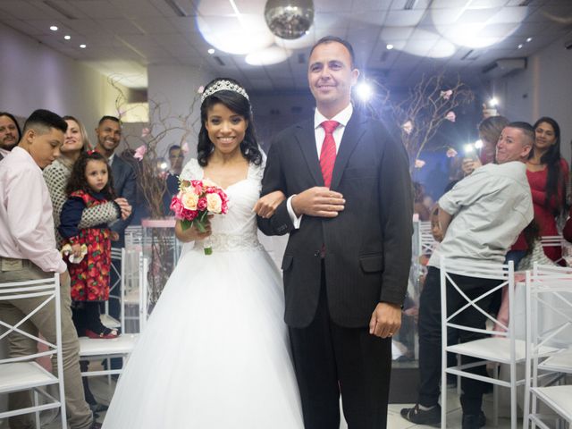 O casamento de Rafael e Raquel em Carapicuíba, São Paulo Estado 24