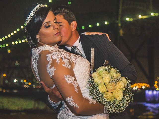 O casamento de Rodrigo e Ana Paula em Florianópolis, Santa Catarina 17