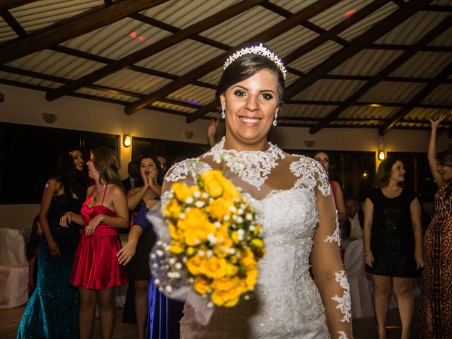 O casamento de Rodrigo e Ana Paula em Florianópolis, Santa Catarina 27