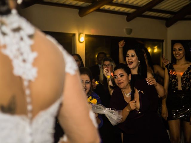 O casamento de Rodrigo e Ana Paula em Florianópolis, Santa Catarina 33