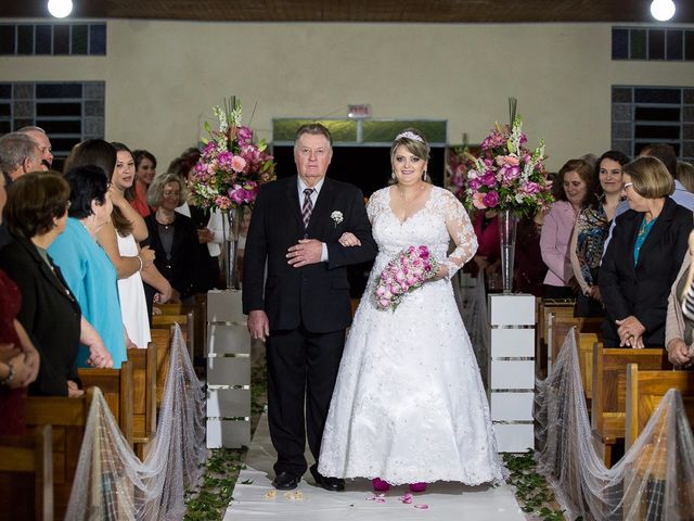 O casamento de Denis e Elisângela em Aurora, Santa Catarina 11