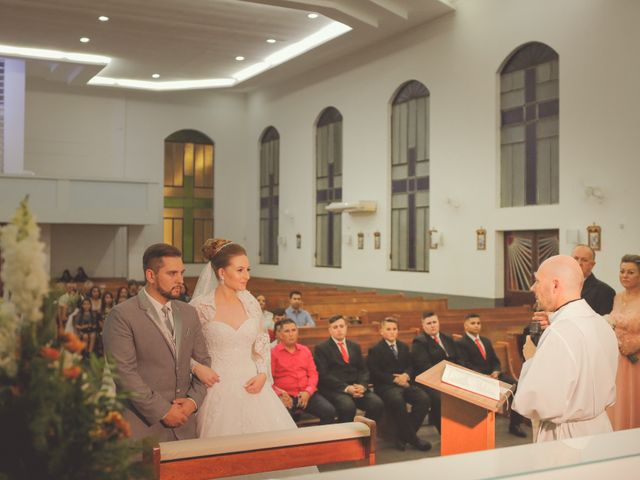 O casamento de Maikel e Carine em Novo Hamburgo, Rio Grande do Sul 29