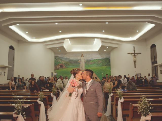O casamento de Maikel e Carine em Novo Hamburgo, Rio Grande do Sul 36