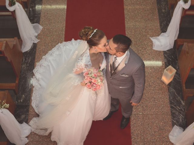 O casamento de Maikel e Carine em Novo Hamburgo, Rio Grande do Sul 37