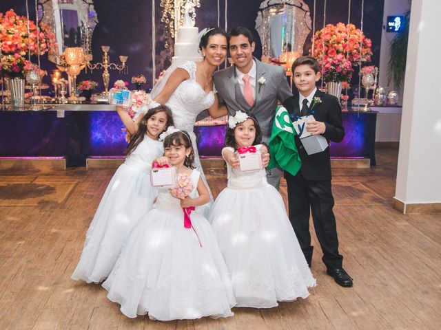 O casamento de Bruna e Roberto em Nova Iguaçu, Rio de Janeiro 25