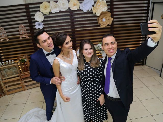 O casamento de Leandro e Carla em Curitiba, Paraná 14