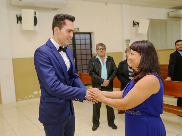 O casamento de Leandro e Carla em Curitiba, Paraná 31