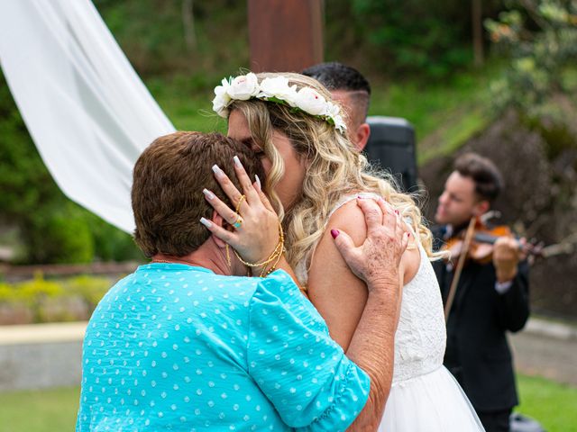O casamento de Junior e Mônica em Mairiporã, São Paulo Estado 28